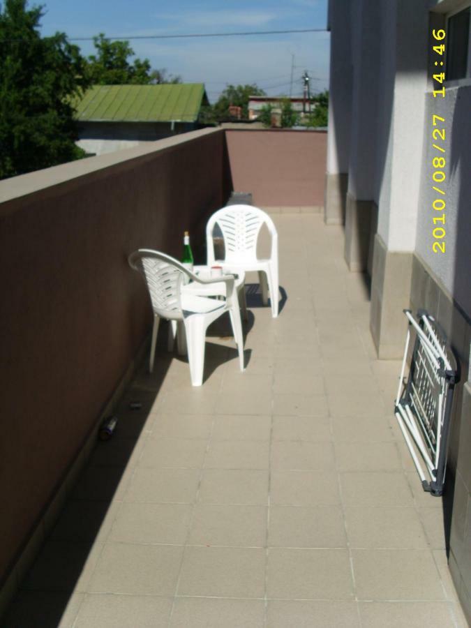 Apartament Laurentiu - Etaj.1 Bucareste Exterior foto